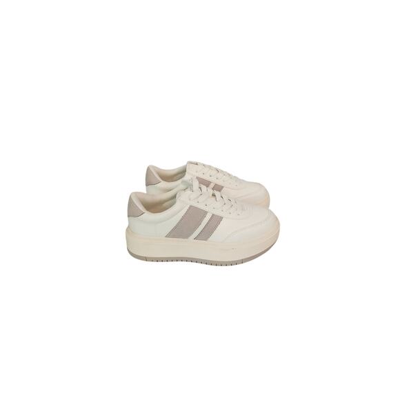 NIB Madden Girl Navida Womens Platform Sneaker M - Picture 2 of 7